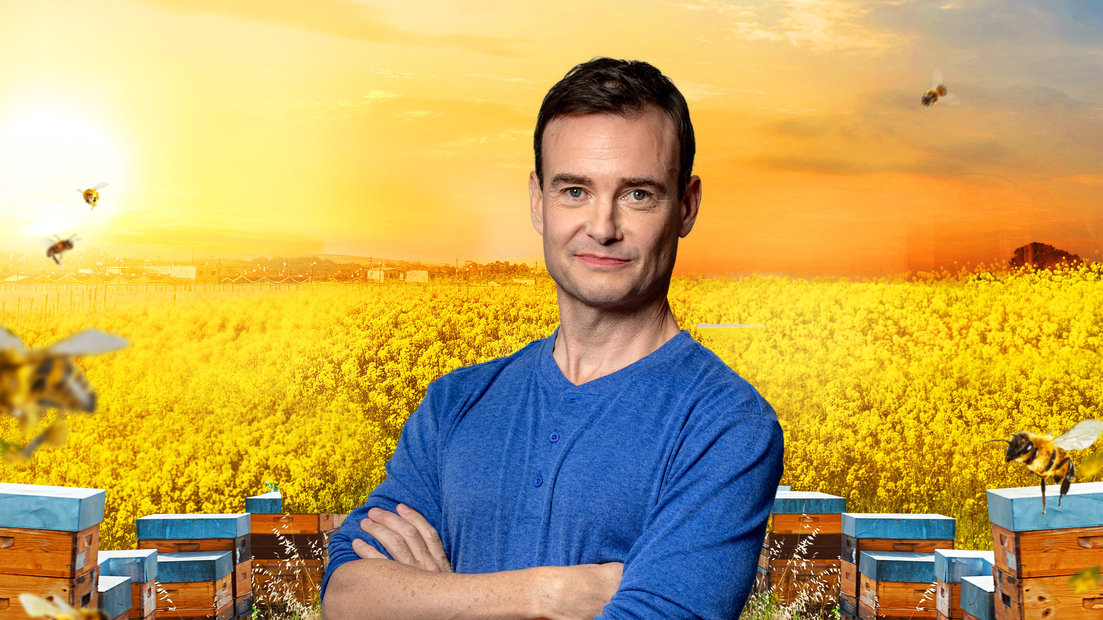 Aaron (Robin Dunne)