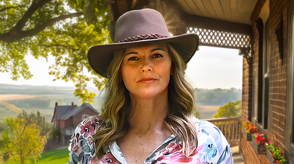 Amy Hamilton (Kate Drummond)